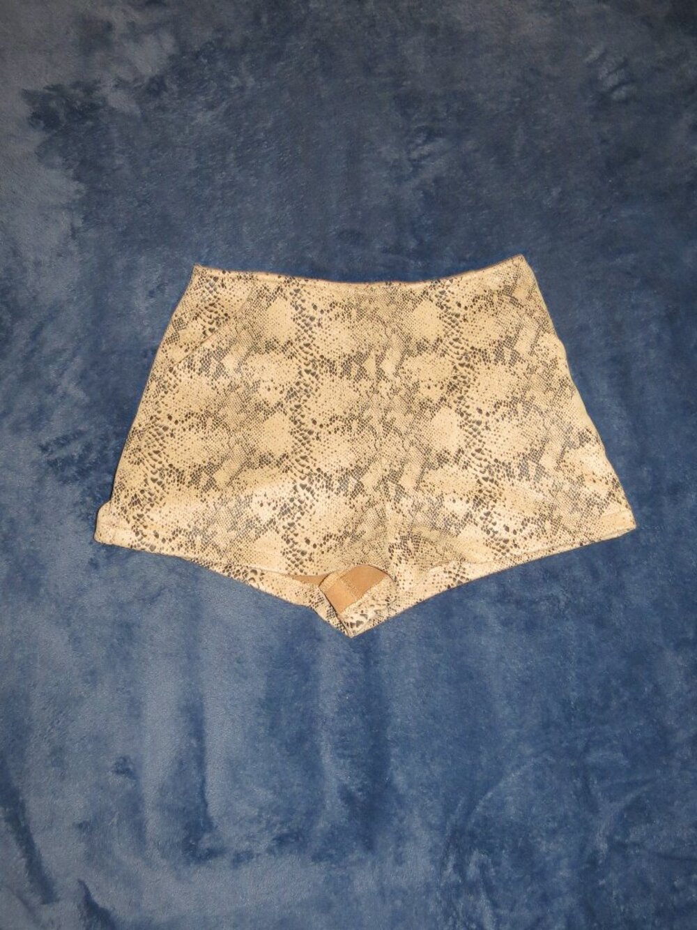 Women's High Waisted Snake Skin Print Mini Shorts | Size S